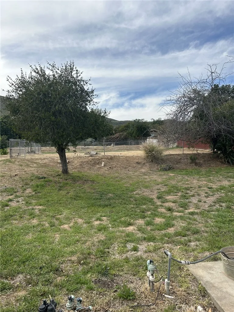 12146 La Cadena, Colton, California 92324 home-pic-2