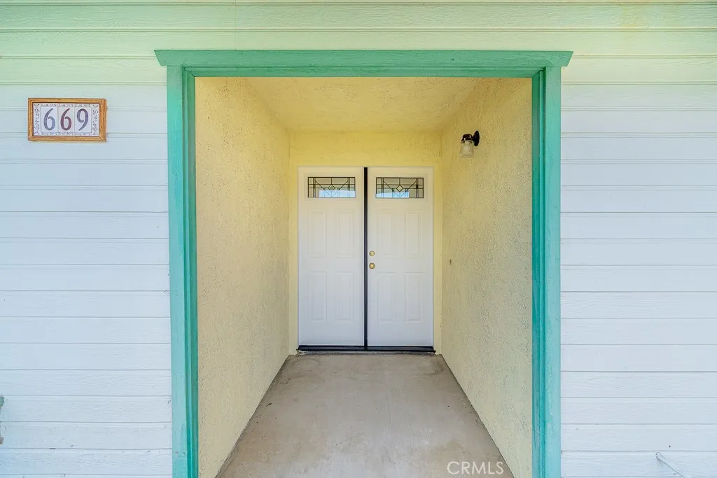 669 N Meridian, Hemet, California 92544 home-pic-7