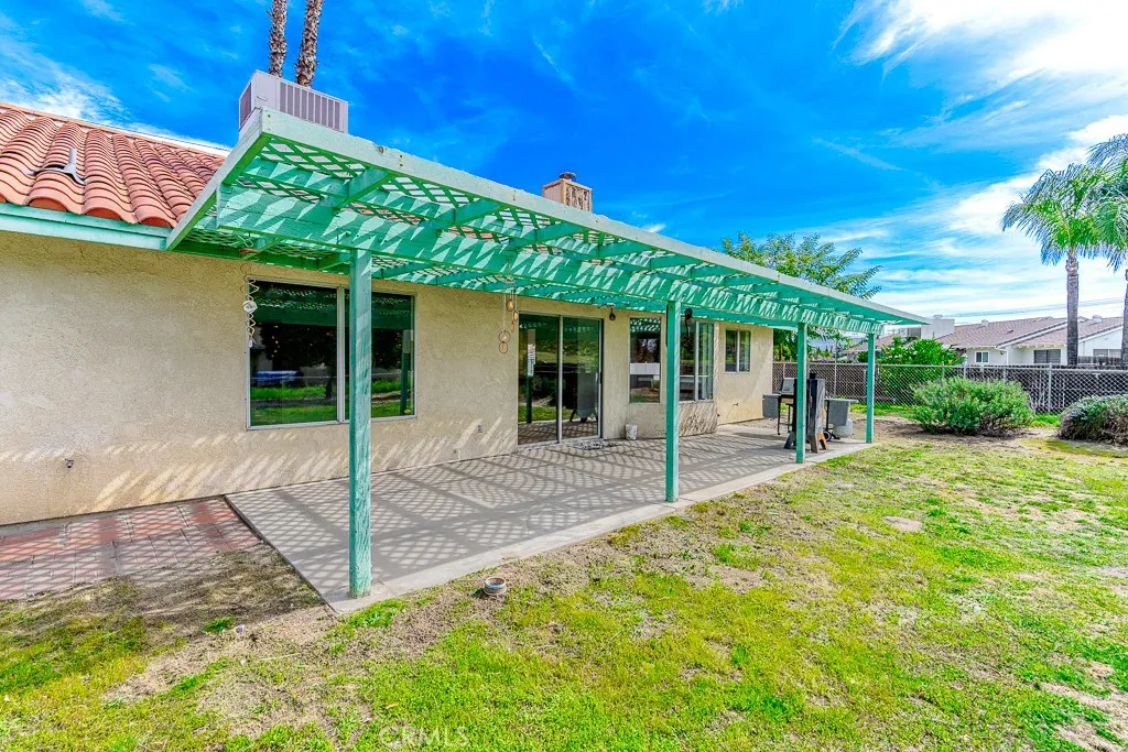 669 N Meridian, Hemet, California 92544 home-pic-30