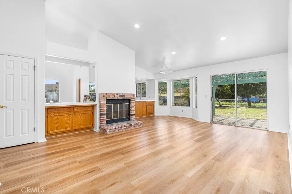 669 N Meridian, Hemet, California 92544 home-pic-23