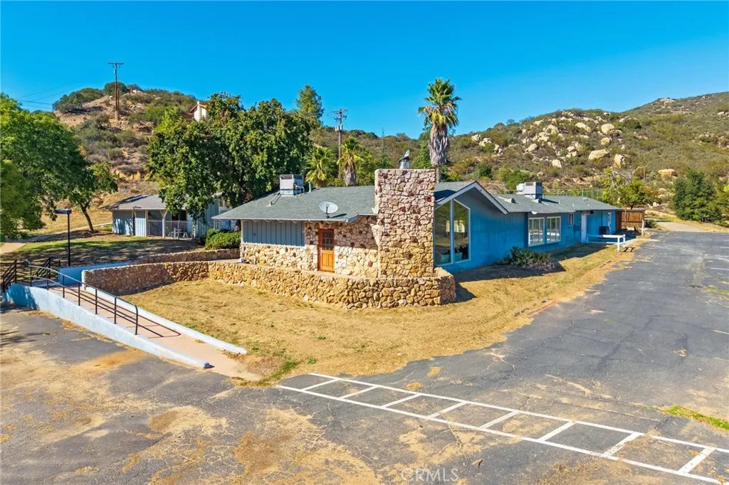 35025 -35065 Highway 79, Warner Springs, California 92086 home-pic-33