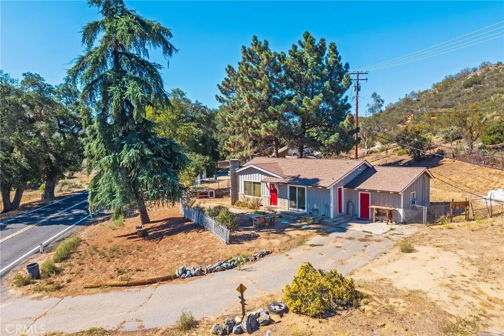 35025 -35065 Highway 79, Warner Springs, California 92086 home-pic-16
