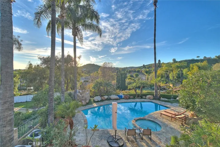 1025 N Horseshoe Bend, Walnut, California 91789