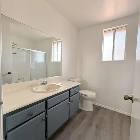 1992A3EF-DAA3-4847-85AA-AD82EA69CAE1_1_2