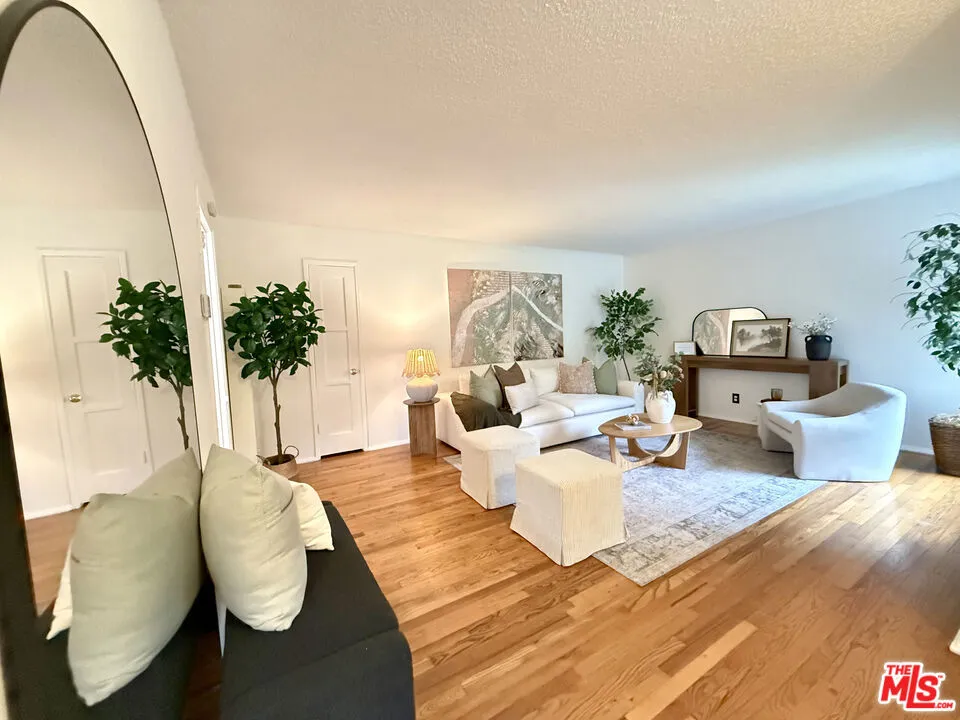 5773 Clemson Street, Los Angeles, California 90016 home-pic-9