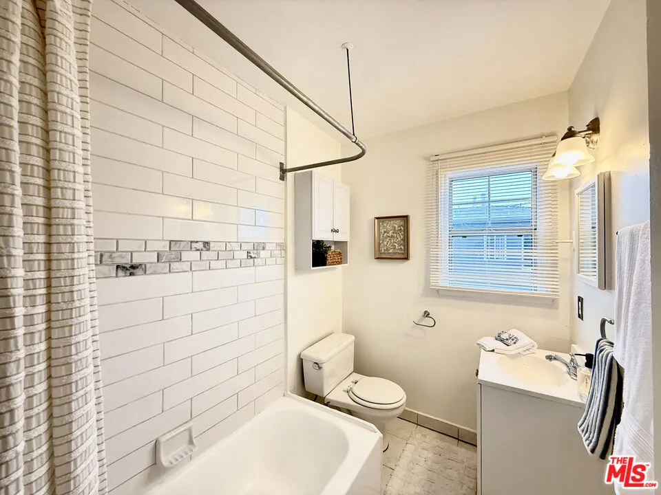 5773 Clemson Street, Los Angeles, California 90016 home-pic-23