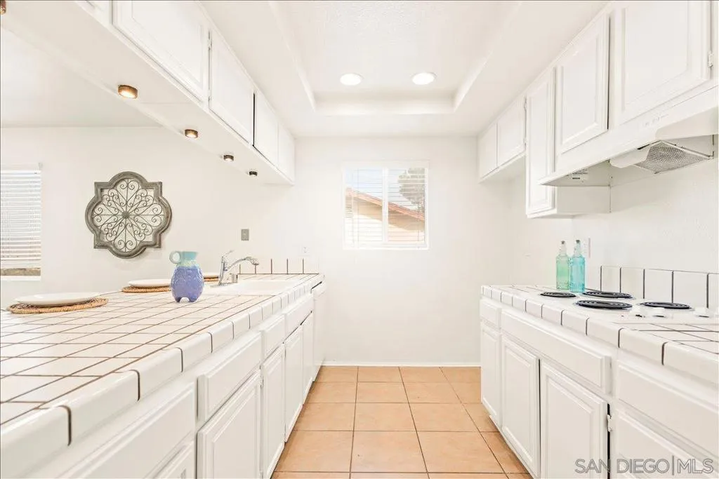 12448 Ridgeton Dr, Lakeside, California 92040 home-pic-13