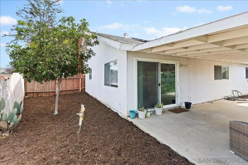 12448 Ridgeton Dr, Lakeside, California 92040 home-pic-25