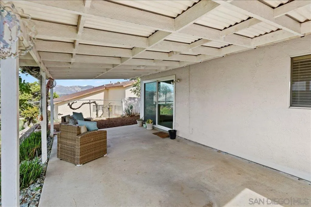 12448 Ridgeton Dr, Lakeside, California 92040 home-pic-27