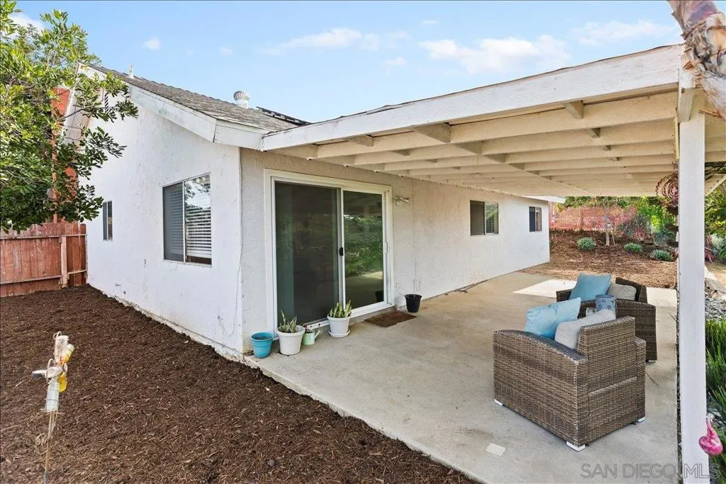 12448 Ridgeton Dr, Lakeside, California 92040 home-pic-26