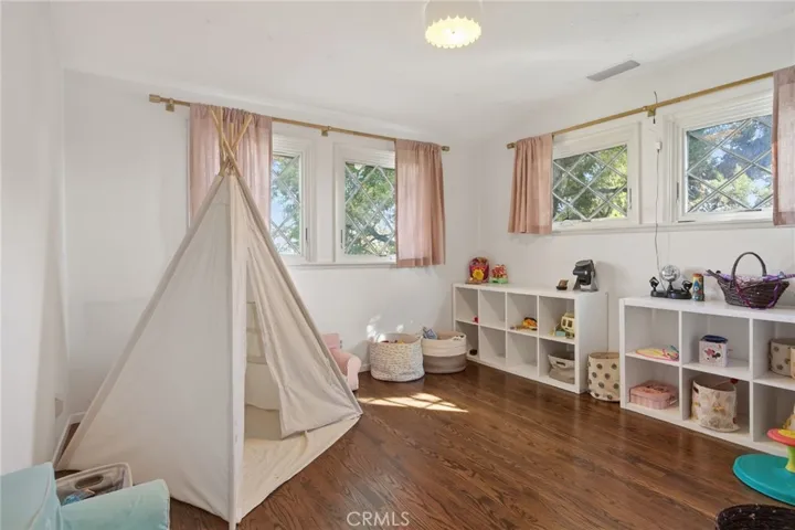 One of the upstairs bedrooms, obviously a playroom now!  These upstairs bedrooms have split a/c system/