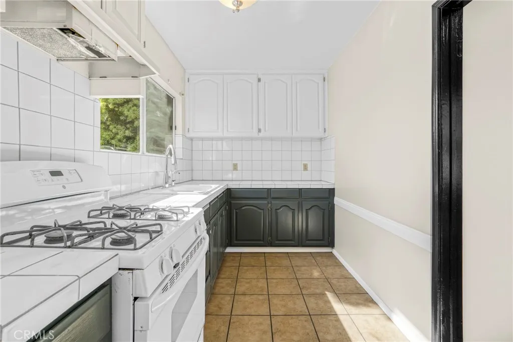 11290 Ivy Place, Los Angeles, California 90064 home-pic-44