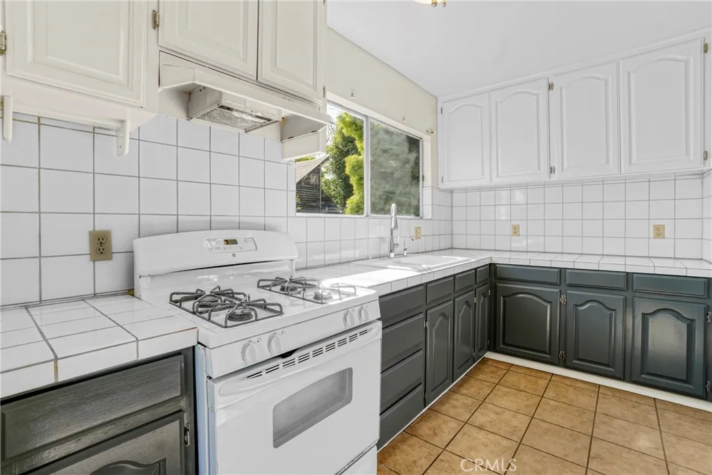 11290 Ivy Place, Los Angeles, California 90064 home-pic-45