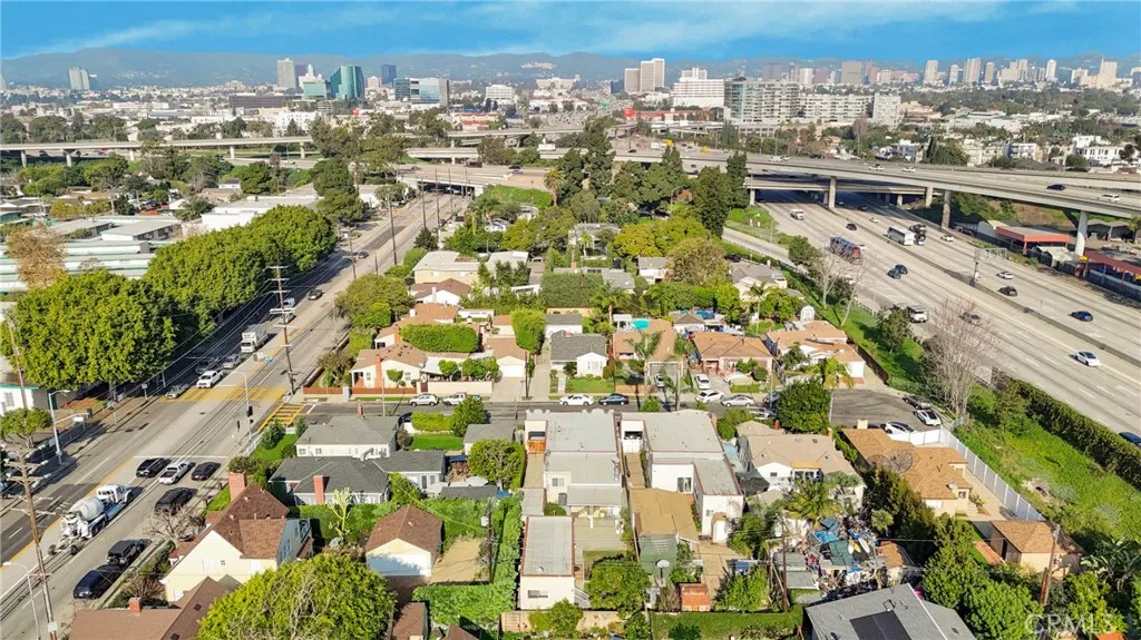 11290 Ivy Place, Los Angeles, California 90064 home-pic-34