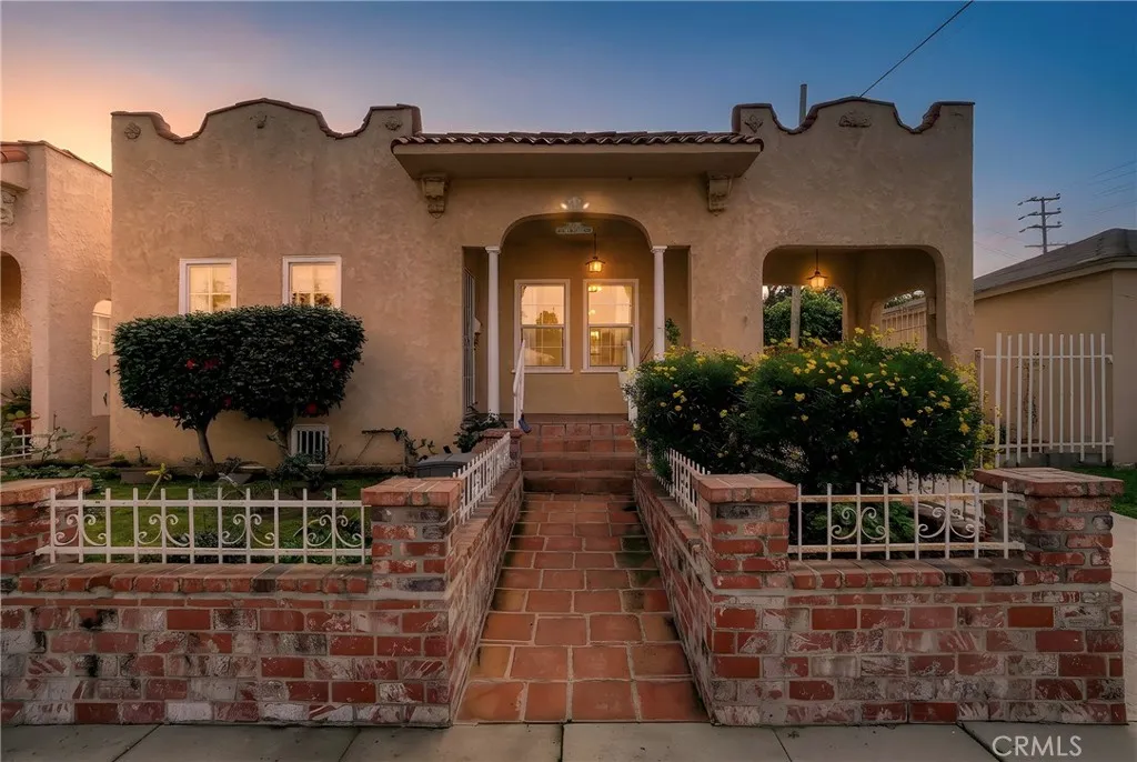 11290 Ivy Place, Los Angeles, California 90064 home-pic-1