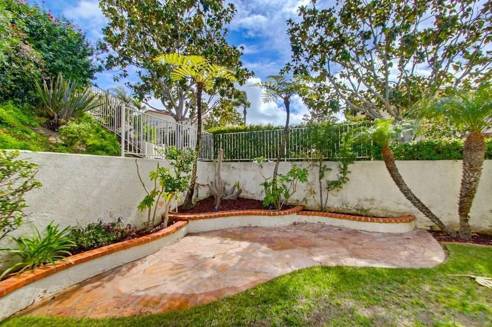 1547 Caminito Solidago, La Jolla, California 92037 home-pic-45