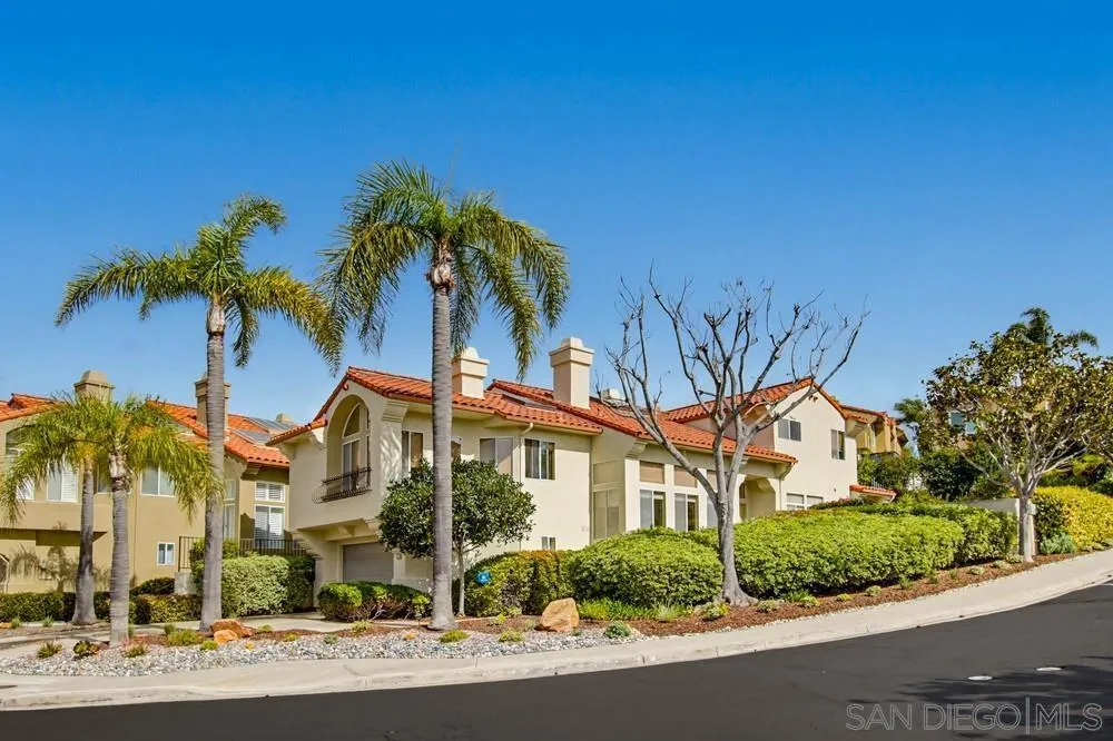 1547 Caminito Solidago, La Jolla, California 92037 home-pic-1