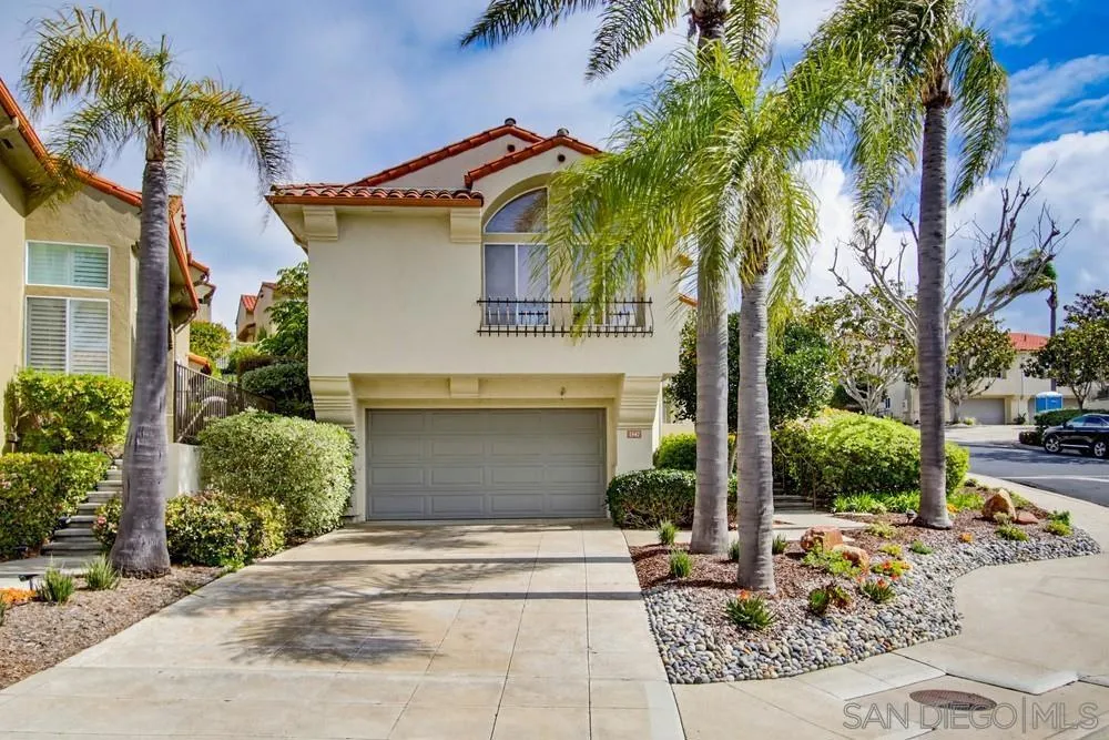 1547 Caminito Solidago, La Jolla, California 92037 home-pic-3