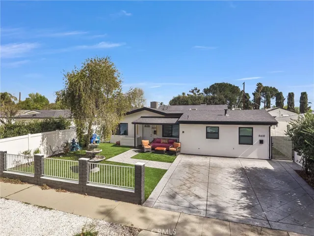 8620 Lubao Avenue, Winnetka, California 91306