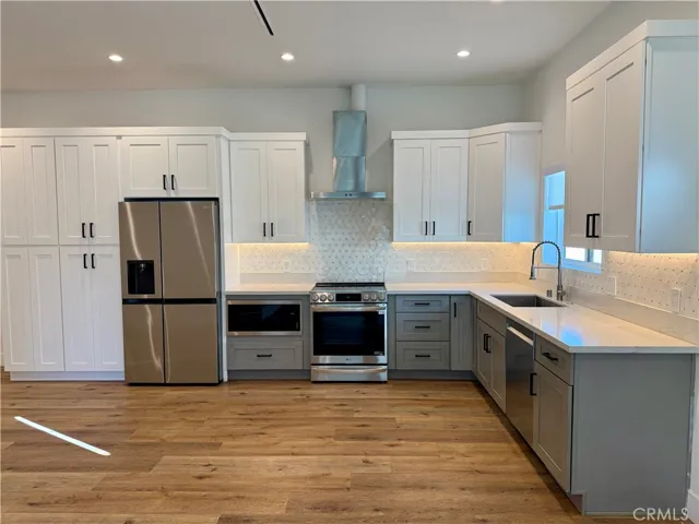 8620 Lubao Avenue, Winnetka, California 91306