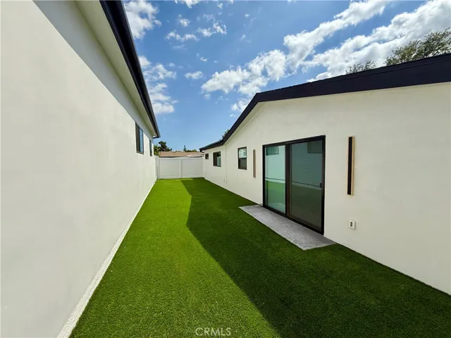 8620 Lubao Avenue, Winnetka, California 91306