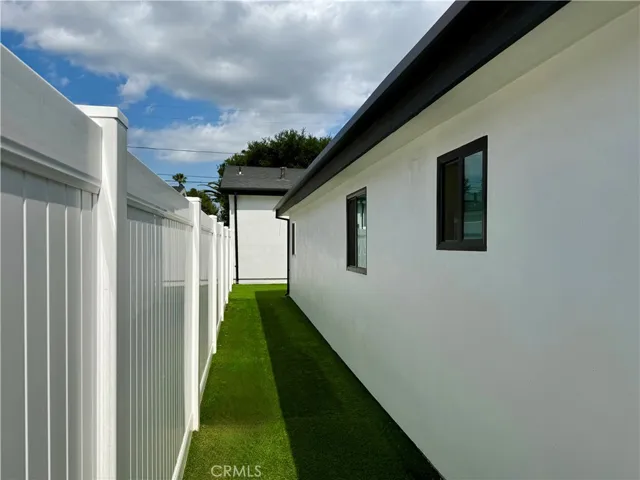 8620 Lubao Avenue, Winnetka, California 91306