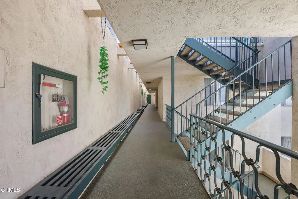 985 E California Boulevard 305, Pasadena, California 91106 home-pic-32