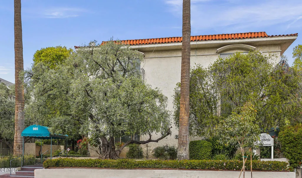 985 E California Boulevard 305, Pasadena, California 91106 home-pic-2