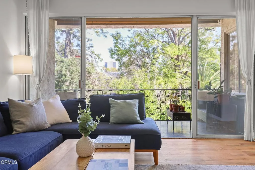 985 E California Boulevard 305, Pasadena, California 91106 home-pic-10