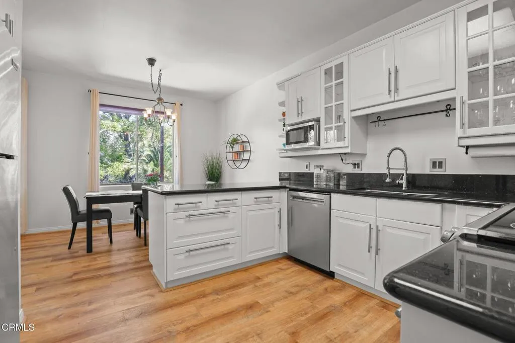 985 E California Boulevard 305, Pasadena, California 91106 home-pic-13