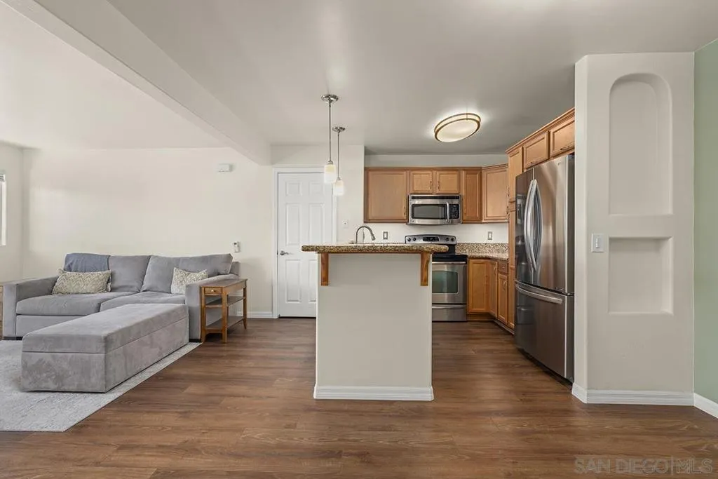 5252 Balboa Arms 120, San Diego, California 92117 home-pic-8