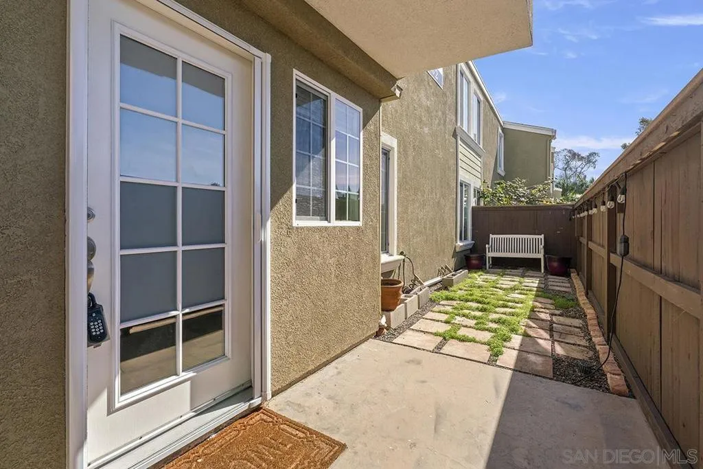 5252 Balboa Arms 120, San Diego, California 92117 home-pic-4
