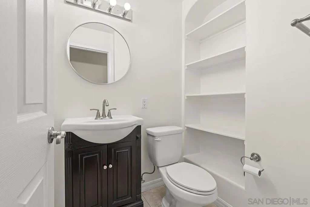 5252 Balboa Arms 120, San Diego, California 92117 home-pic-13