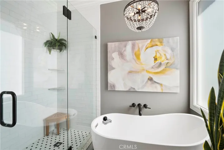 soaking tub