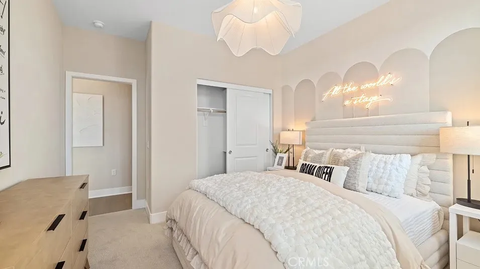 848 Sonia, Irvine, California 92618 home-pic-15