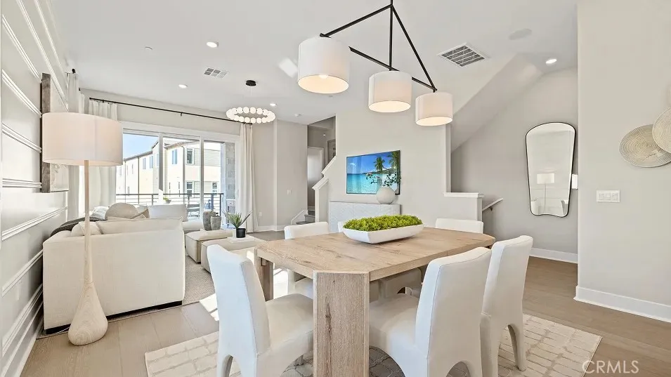 848 Sonia, Irvine, California 92618 home-pic-4