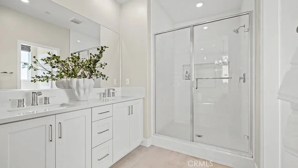 848 Sonia, Irvine, California 92618 home-pic-12