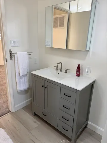 2037 N Brighton, Burbank, California 91504