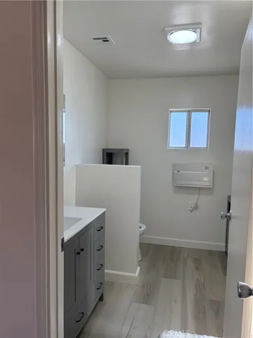 2037 N Brighton, Burbank, California 91504
