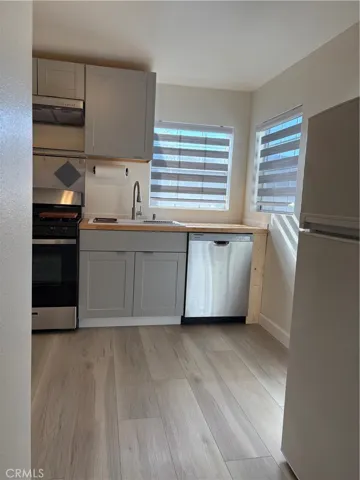 2037 N Brighton, Burbank, California 91504