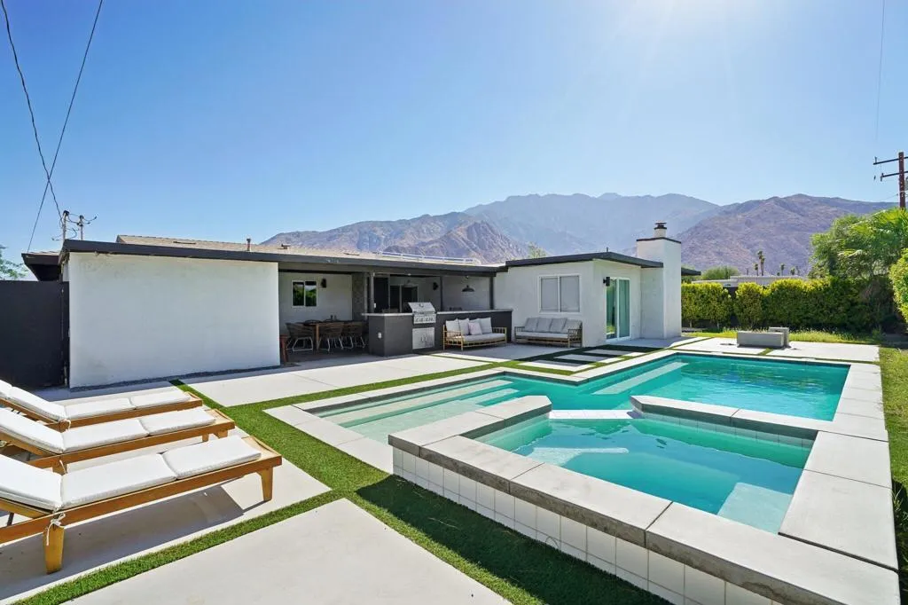386 W Rosa Parks Road, Palm Springs, California 92262 home-pic-40
