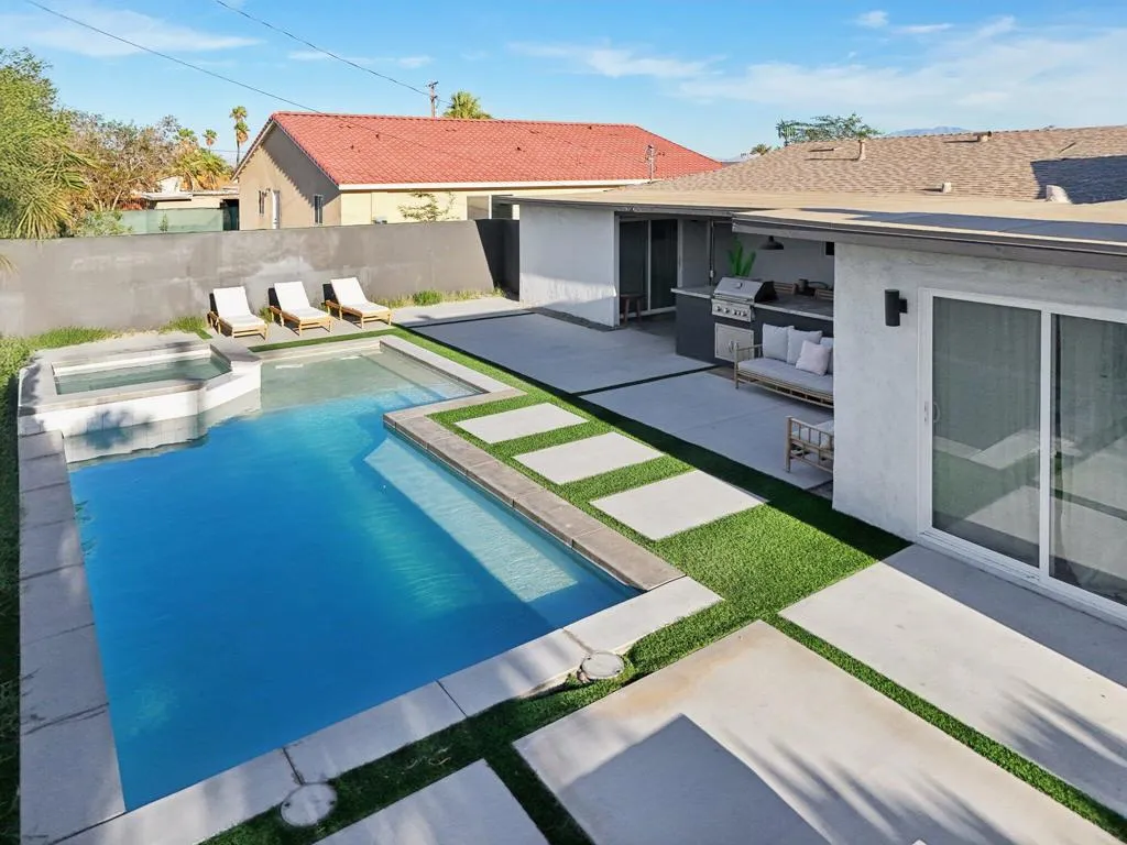 386 W Rosa Parks Road, Palm Springs, California 92262 home-pic-46
