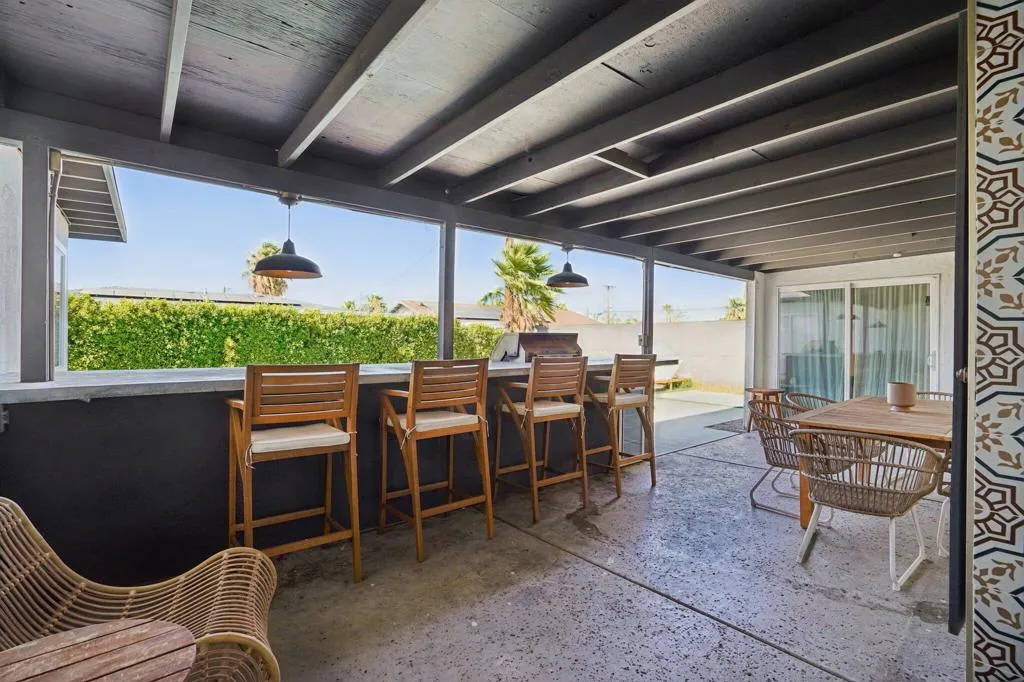 386 W Rosa Parks Road, Palm Springs, California 92262 home-pic-39