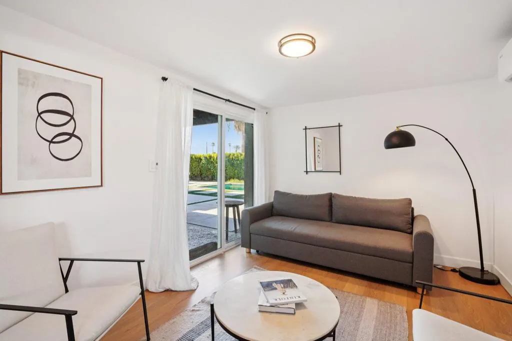 386 W Rosa Parks Road, Palm Springs, California 92262 home-pic-25