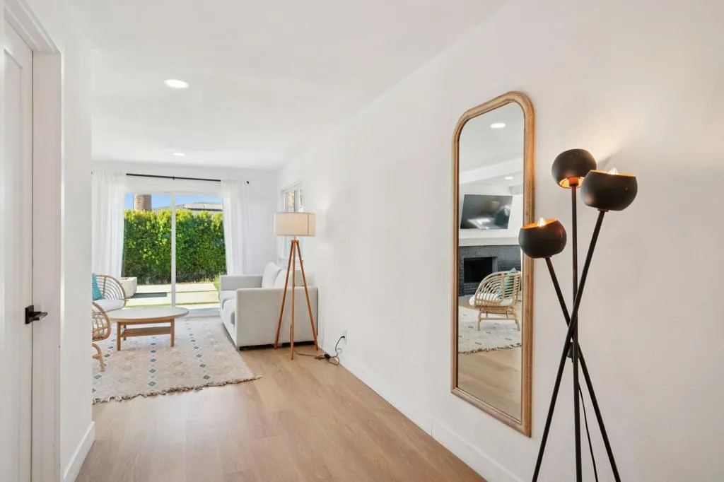 386 W Rosa Parks Road, Palm Springs, California 92262 home-pic-14