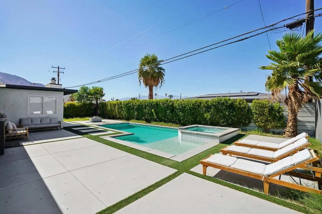 386 W Rosa Parks Road, Palm Springs, California 92262 home-pic-44