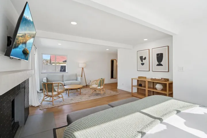 21-web-or-mls-W Rosa Parks Rd-S2008-021