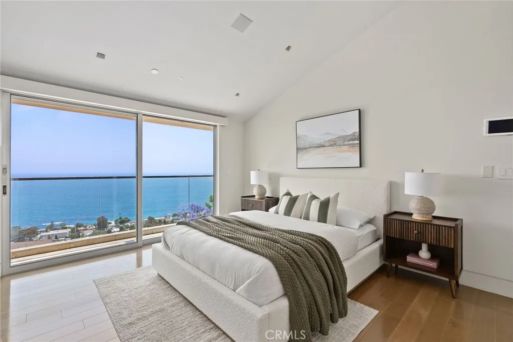 900 Gainsborough Drive, Laguna Beach, California 92651 home-pic-63