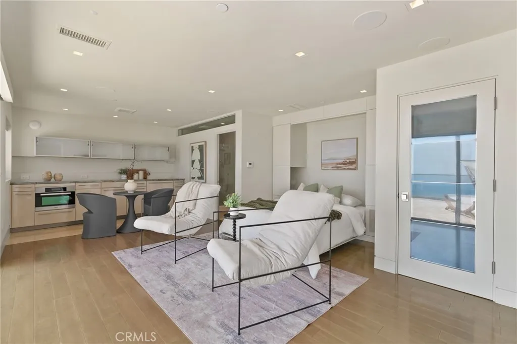 900 Gainsborough Drive, Laguna Beach, California 92651 home-pic-55