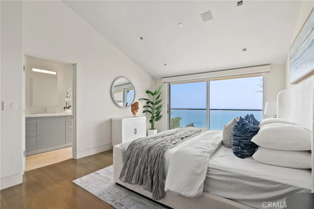 900 Gainsborough Drive, Laguna Beach, California 92651 home-pic-60